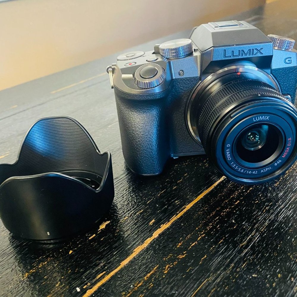 Panasonic LUMIX G7 4K Digital Camera